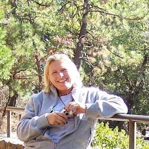 Meet your Posher, Georgia